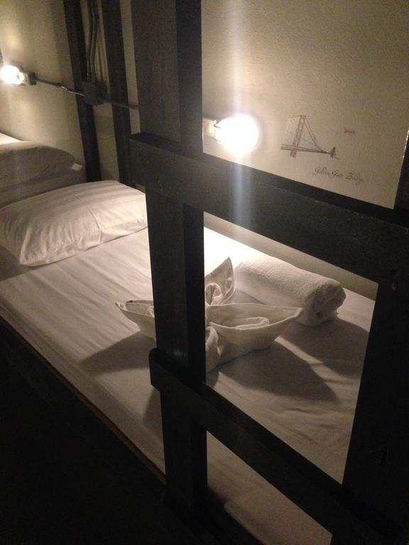 K2 Backpacker Hostel Khao Lak Kamer foto