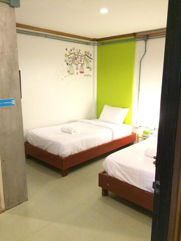K2 Backpacker Hostel Khao Lak Kamer foto